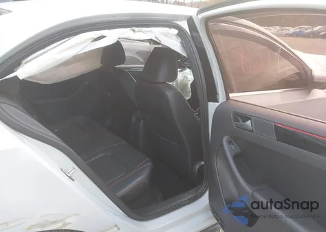 2017 Volkswagen Jetta Gli из США, поврежденный, VIN 3VW5T7AJ8HM344923